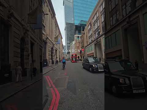 Keep calm & get lost in London 🇬🇧✨#LondonCalling #LondonMood #LondonDreaming #LondonLife