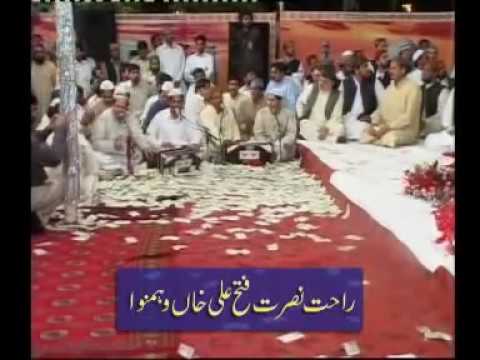 Dam Hama Dam Ali Ali - Qawwali and Lovers on Dr. Tahir ul Qadri Birthday