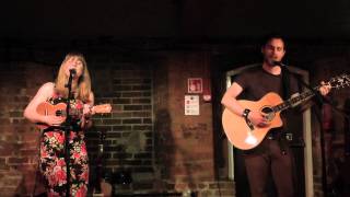 Holly Tamar and Chris Bilton - Small Love - Folking Live [Artree Music]