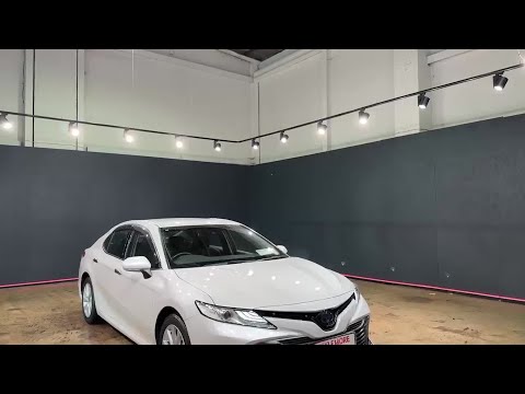 Toyota Camry 2.5 HYBRID - FACTORY ALLOYS - CRUISE - Image 2