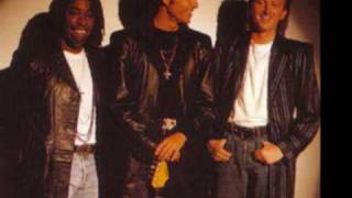 close action, Big Country