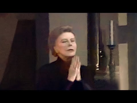 MAGDA OLIVERO at 81 -  Ave Maria, Gounod