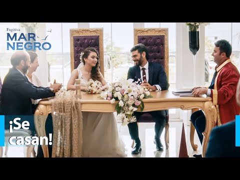 Vedat y Nazar se casan - Mar Negro Capítulo 65 | Fugitiva