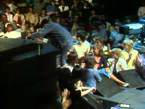 Shakin' Stevens - Shake, Rattle & Roll