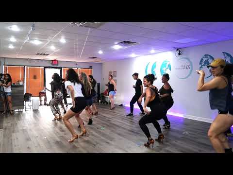 NY Style Salsa On 2 | Gabi Lynch