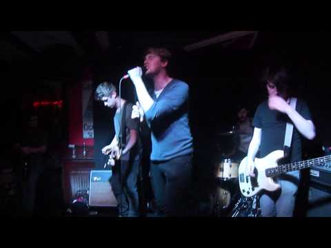 Girl Band live at Bourkes , Limerick 30/01/2014