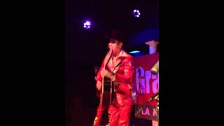 Los Cuates De Sinaloa - Vales Por Tres