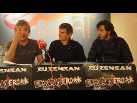 EtsaiakEroak presentando "Naufragoak"