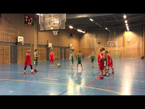 Olle sätter 2 straffar. Match mot Uppsala 2014-12-14 Skuru P01