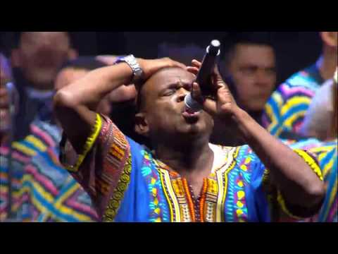GIBI E CORAL DO TEMPLO NO SAMBÓDROMO EM SP