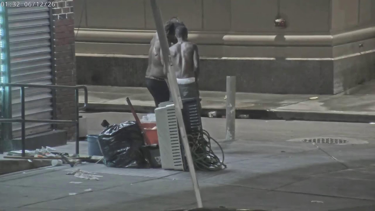 Live webcam view of Kensington & Allegheny Street Cam
