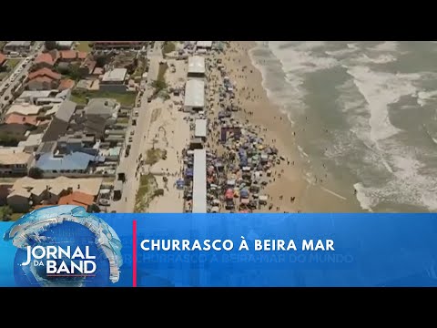 Maior churrasco à beira-mar do mundo acontece no RS | Jornal da Band