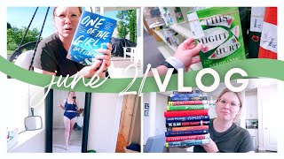 JUNE 21 VLOG | starting a new book, my official beach tbr, a library haul + a new swim suit