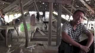 preview picture of video 'NAGA LAUT: Boat Builder Irwan'