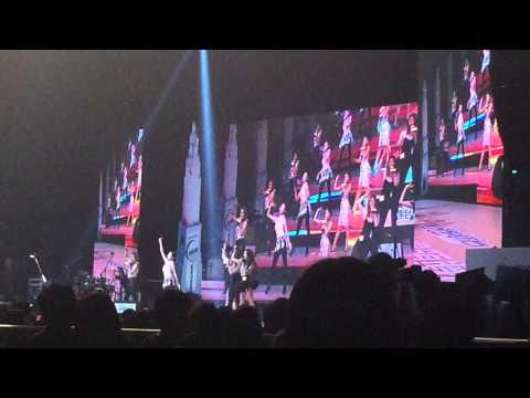 Super Girls - 鎂光燈下