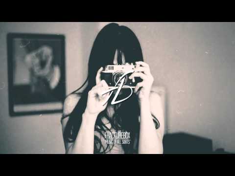 Cosmo's Midnight - Phantasm feat. Nicole Millar