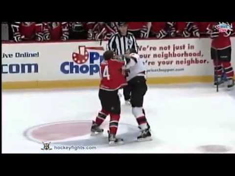 Kyle Hagel vs Cam Janssen