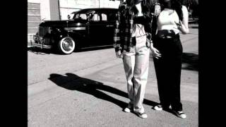 MAKE YOU MINE - HONEY &amp; THE BEES