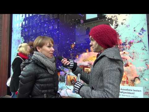 Stockmann suunnittelee jouluikkunaa koko vuoden