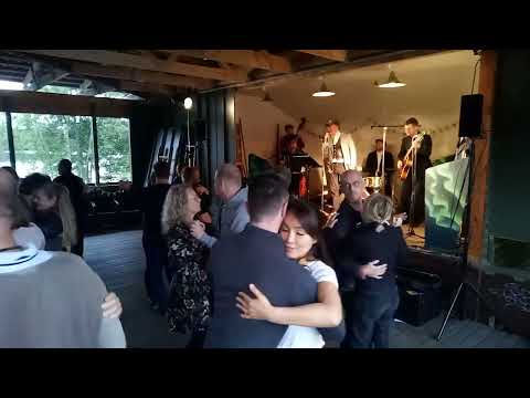 MÅNSKENSORKESTERN & ANNA MARIA ESPINOSA  "spelar finsk tango, del 4"  Myrsjöns Festplats  3/9-2022