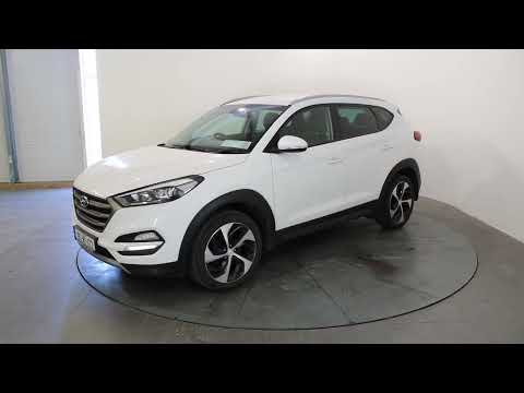 Hyundai Tucson 1.7 D Executive SE - Image 2