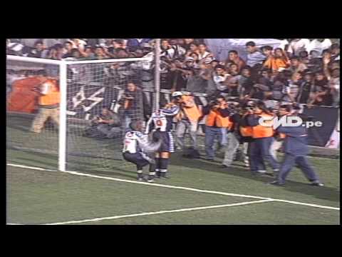 Un día como hoy: Revive los 5 goles de Claudio Pizarro ante Unión Minas (08-081999)