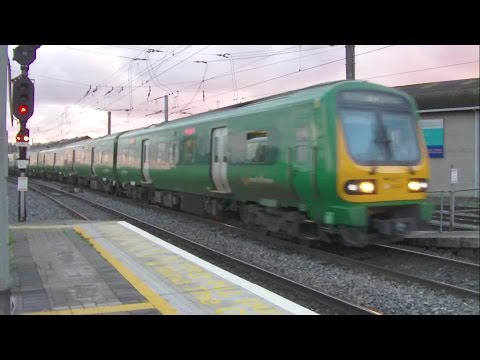 IE 29000 Class DMU Commuter Train - Connolly Station, Dublin