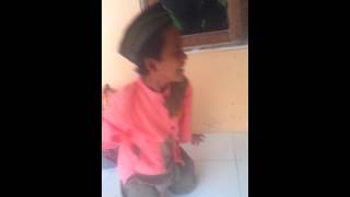 Download lagu Video lucu bikin ngakak sakit perut mp3