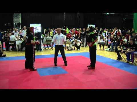 Holly Shaw v Nazreen Flannery White Tiger Challenge 2015