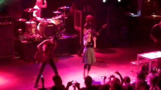 Flyleaf- Breathe Today (Live)