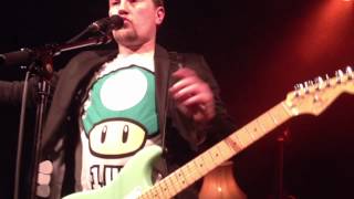 Oldelaf - Sketch du Petit Chien - Colmar Le Grillen