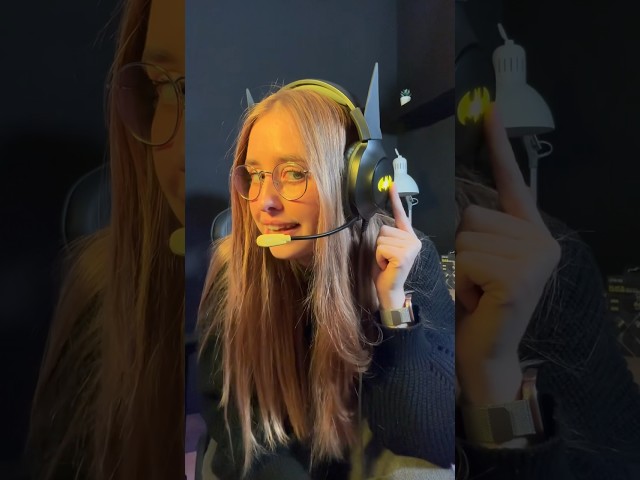 Vídeo relacionado con FRTEC - Auriculares Gaming Batman con Cable y Luz LED RGB, para PlayStation 5, PS4, Xbox Series X/S, Xbox One, Nintendo Switch, PC, Mac