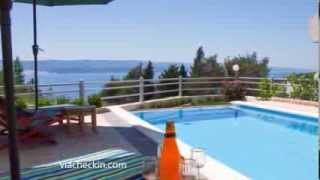 preview picture of video 'Ferienwohnungen für Ihren Urlaub in Kroatien online buchen auf viacheckin.com 2013-246 HD'