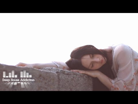 Derek Ryan feat. Melissa R Kaplan - Seven Colours Of Sea