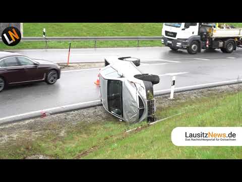 Bautzen - In Autobahnabfahrt verunfallt