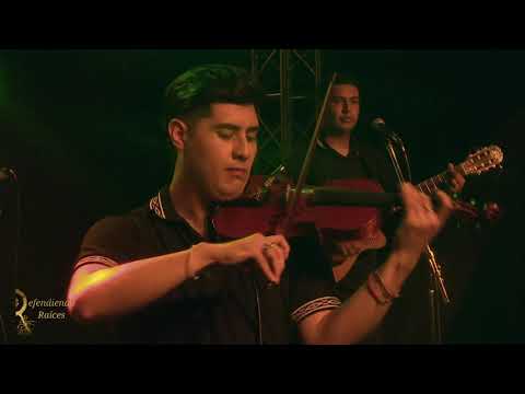 DEFENDIENDO RAÍCES - Soñar Contigo/ De Amores tuyos - ( Chacareras )