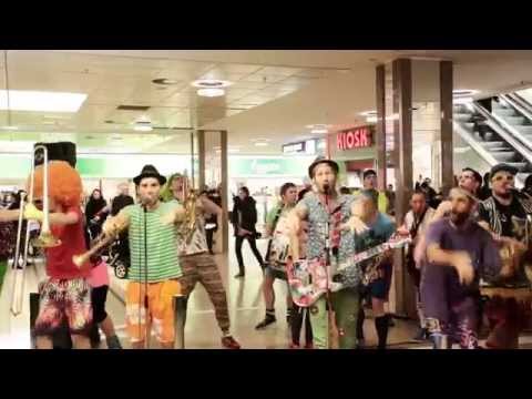 Querbeat-Flashmob im Rhein-Center Köln, Februar 2015