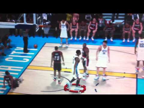 Kevin Durant sick dunk over 2 players with a foul 2k12