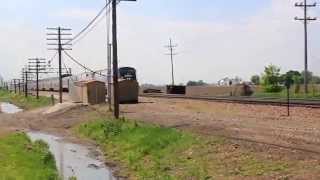 preview picture of video 'AMTRAK X 2 AT EARLVILLE IL'