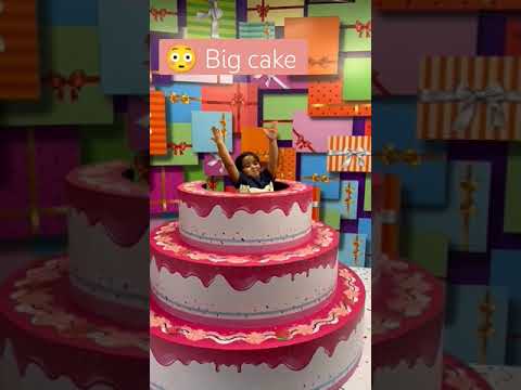 WOW 😳 BIGGEST CAKE #ritika #shortsfeed #ytshorts #shorts #youtubeshorts #reels