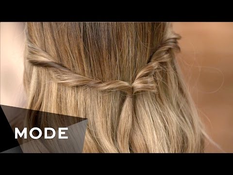 Half-Up Twist | Hair Report ★ Glam.com