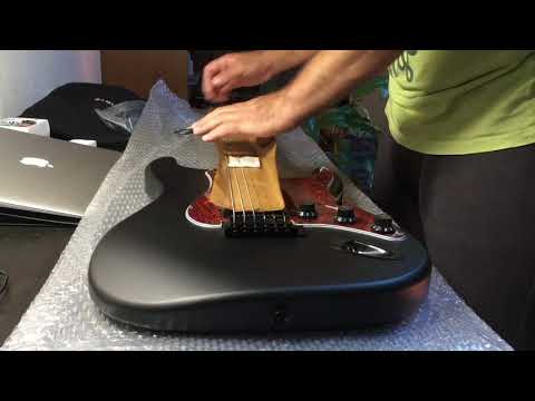 Harley Benton ST-20HSS SBK Standard Series - Розпакування. Unboxing