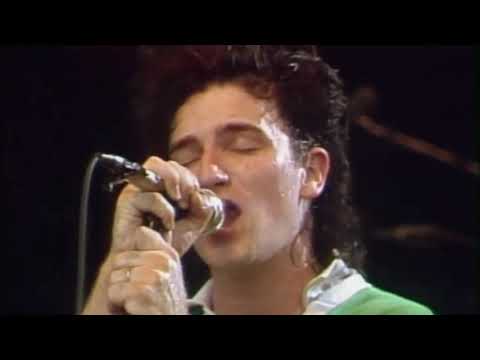 U2 - Sunday Bloody Sunday