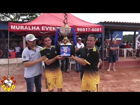 Segunda Feira Futebol Clube recebe a taça de Octavice passa vergonha e ganha musica da torcida do Unidos da Favela do Justinos
