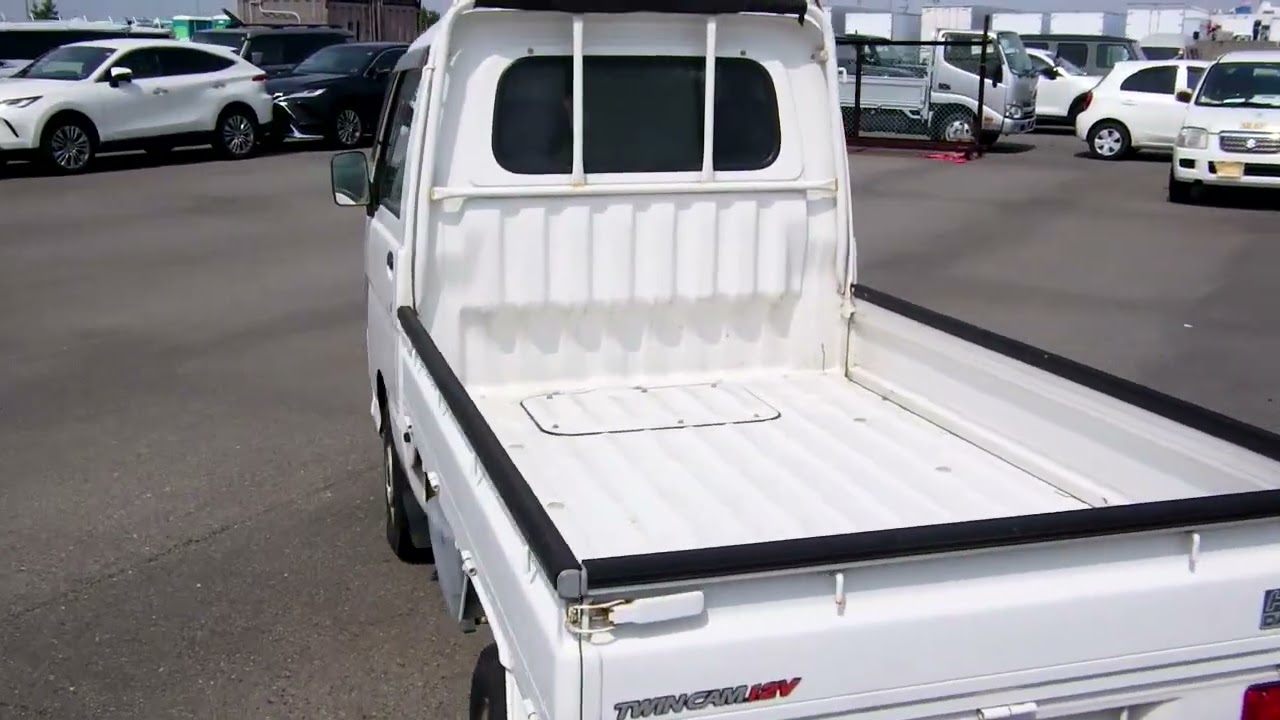 1998 Daihatsu Hijet Truck S100P (UW-69cdc70d19ebd)