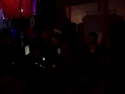 Marc Marzenit en Metro 17-05-08 (1)