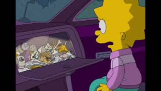 Unaware Lisa sits on Krusty doll in car seat [Simpsons edit] #lisasimpson #simpsons #thesimpsons