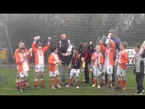 Alblasserdam E3 - Oranje wit E 10