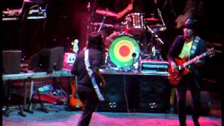 Thievery Corporation - Facing East (live @ Lycabettus - Athens, 14/7/11)