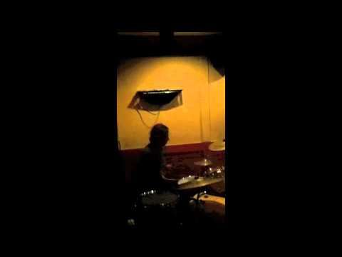 Andre Labelle - Sportsbar Gig - Drum Solo
